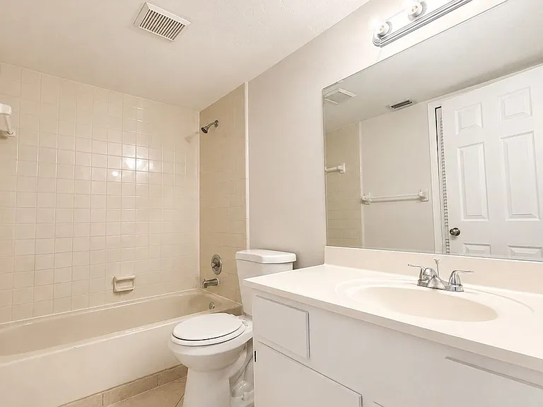 4765 Orange Grove Blvd #6 — Photo 8