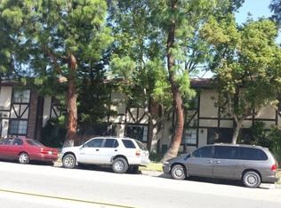 122 E Merrill Ave, Rialto, CA 92376