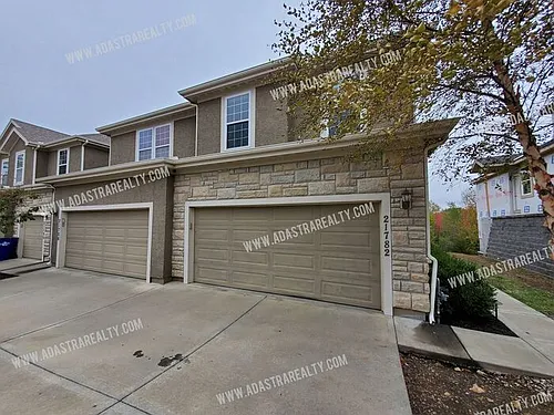 21782 W 123rd Ter Photo 1