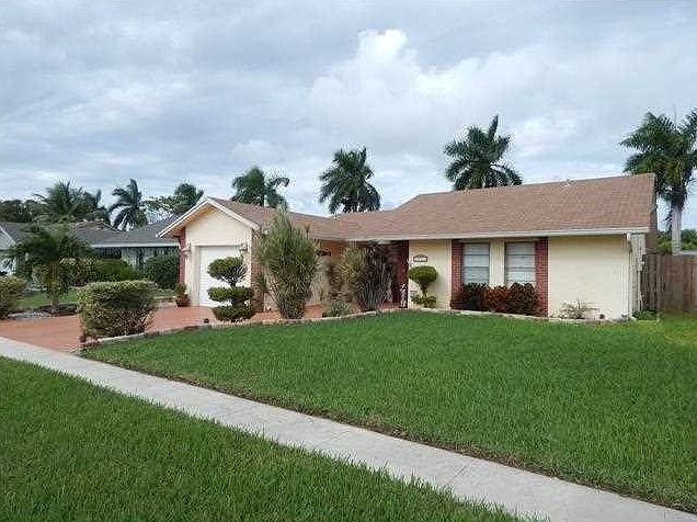 1st image of 4977 NW 92nd Ave