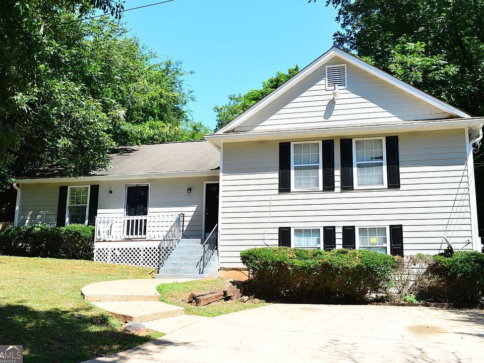 1st image of 3250 College St