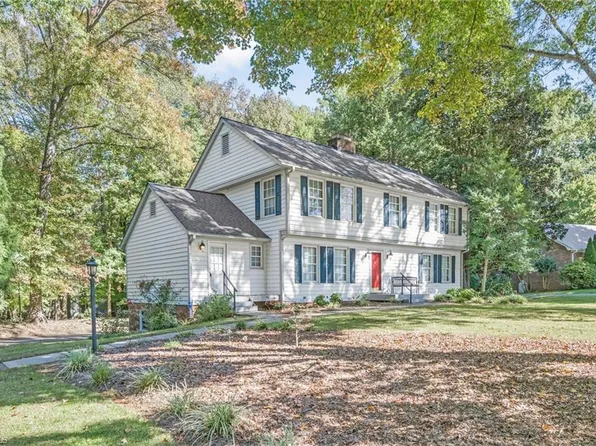 219 Lakeway Dr, Lewisville, NC 27023