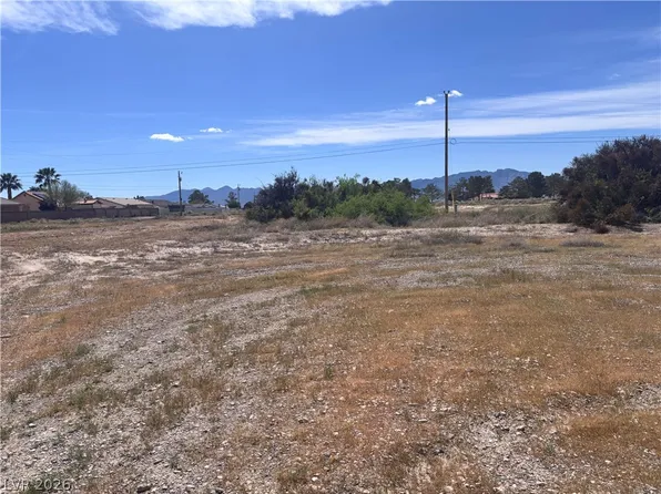 1401 S Saddle Ct, Pahrump, NV 89048