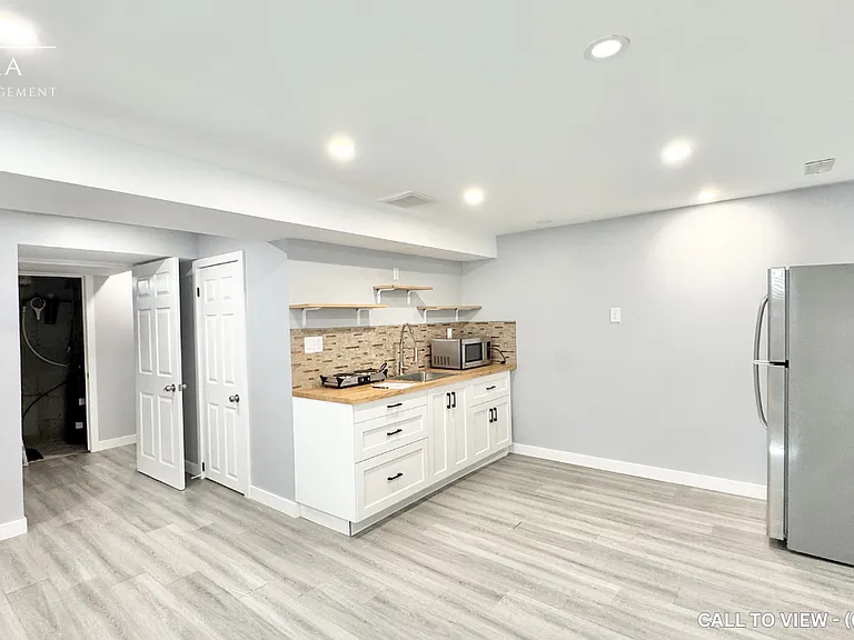 106 Rochefort St #2 — Photo 2