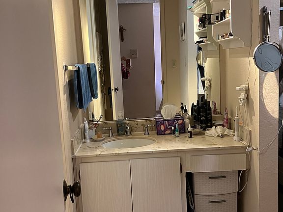 2nd image of 1111 Shelter Creek Ln