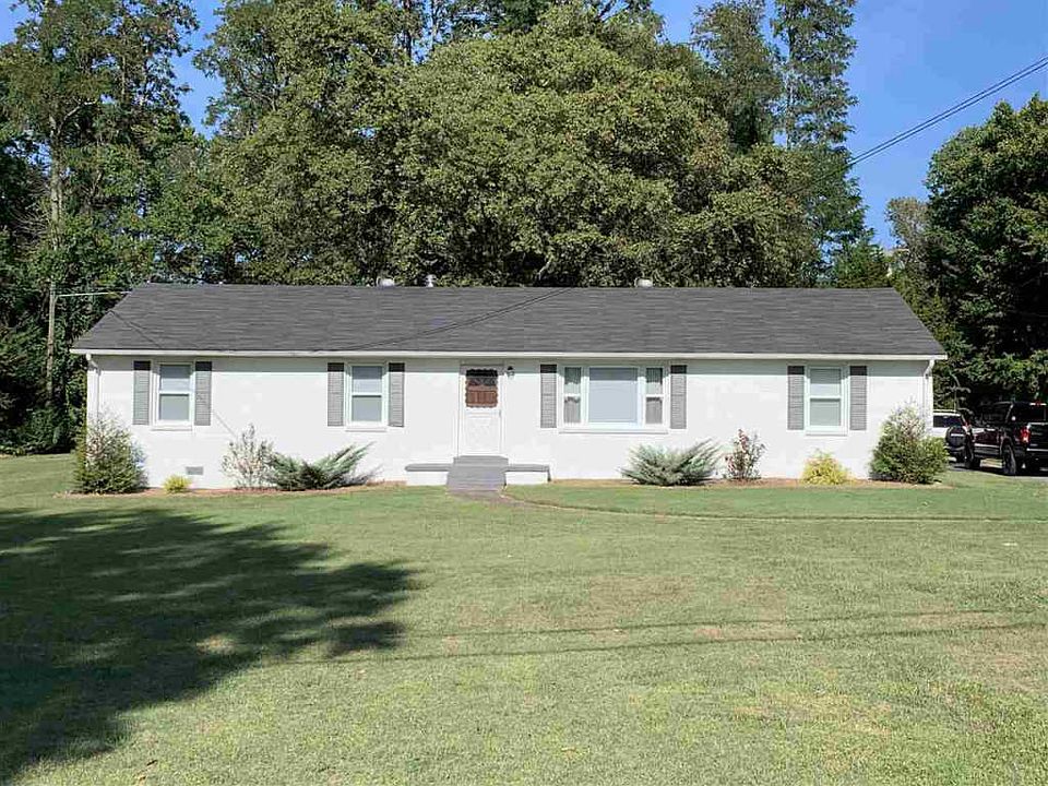1st image of 617 Crittenden Dr