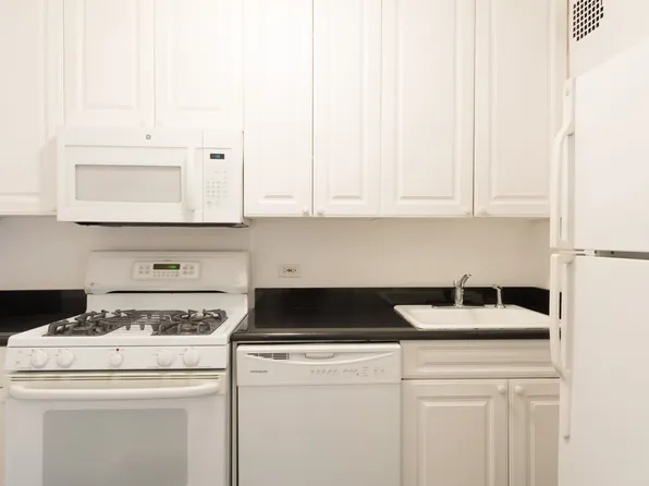 210 West 89th Street image 1 of 7