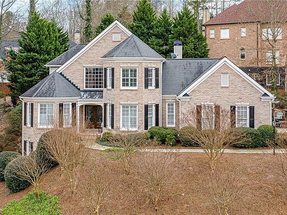 2nd image of 301 Quiet Hill Ln