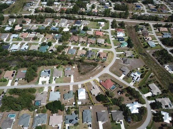 5920 NW Wolverine Road, Port St Lucie, FL 34986