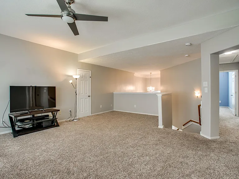 2003 Calico Hill Ln — Photo 28