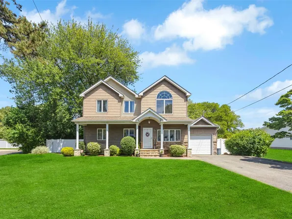 1623 Washington Avenue, Bohemia, NY 11716