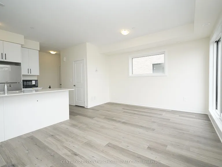 1695 Dersan St #302 — Photo 15