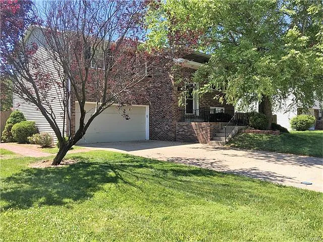 301 Big Bend Blvd photo 1