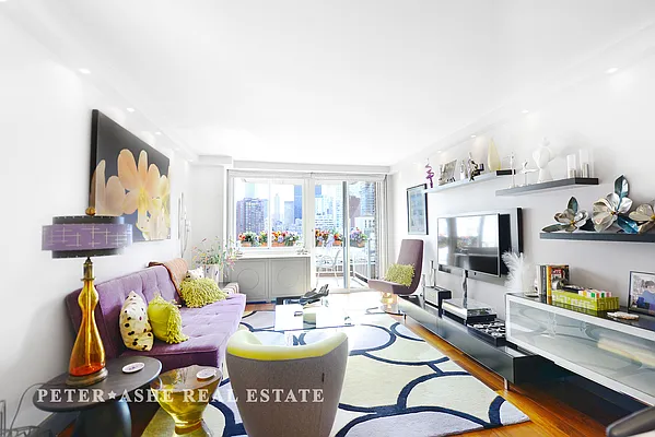 Rented by Peter Ashe | media 4