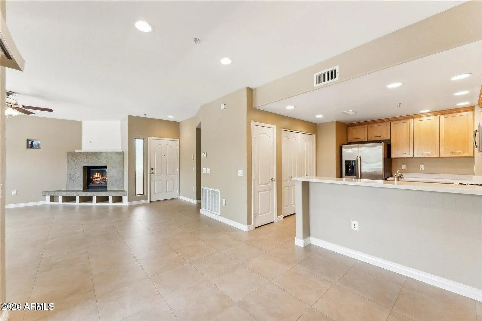2 bed, 2.0 bath, 1408 sqft, $2,280 — Photo 2