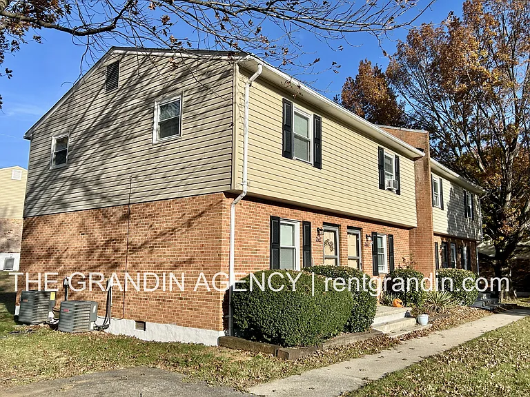 2163 Mulberry St — Photo 5