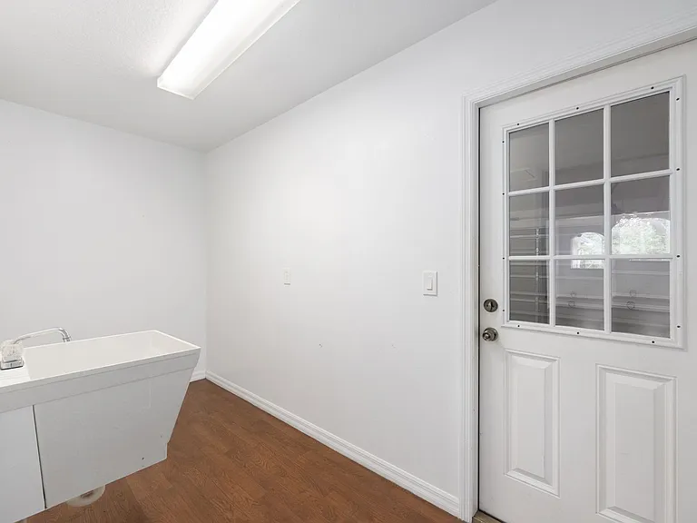 7860 SW 204th Ave — Photo 23