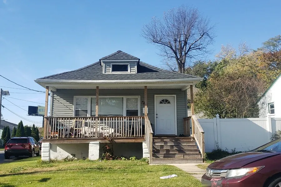 23 Burchard St photo 1
