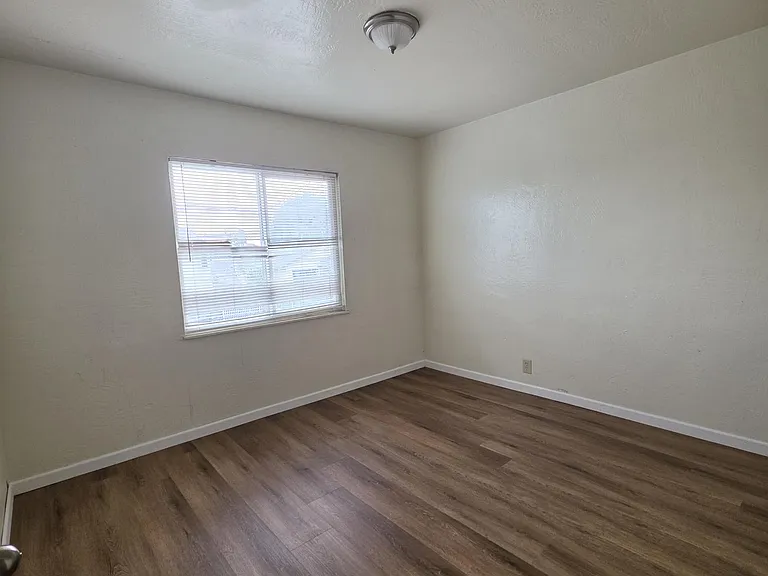 6920 Fresno St #C — Photo 9