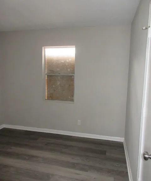 784 Terminal Ct #4 — Photo 10