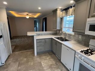 5 Mary Ann Ct, Keansburg, NJ 07734