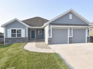 328 Fairview Cir, Platte City, MO 64079