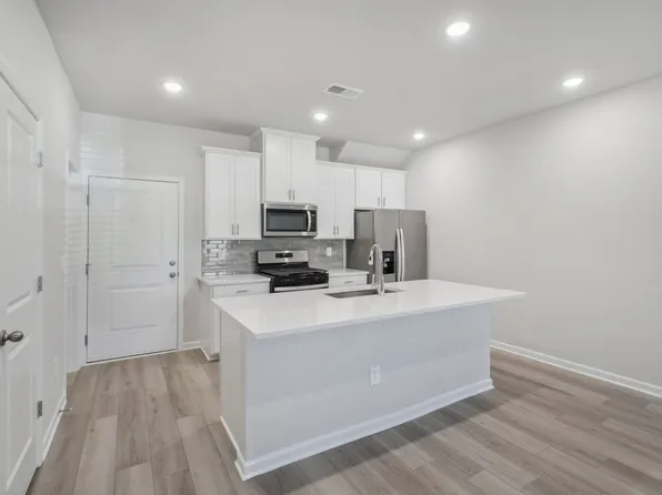 Thorton Plan, Cadence Meadows Townes