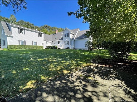 4th image of 9 Cristy City Flat Ct