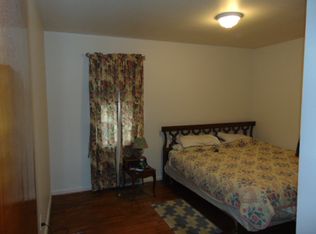 20060 Strathmoor St, Detroit, MI 48235