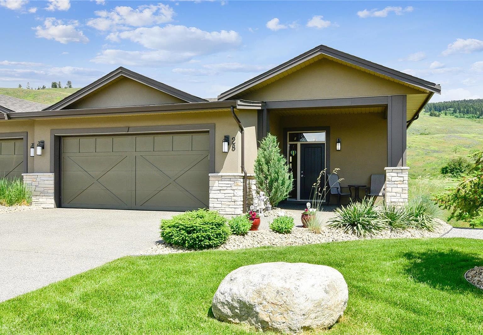 1836 Tower Ranch Blvd 28, Kelowna, BC V1P 1S8 Zillow