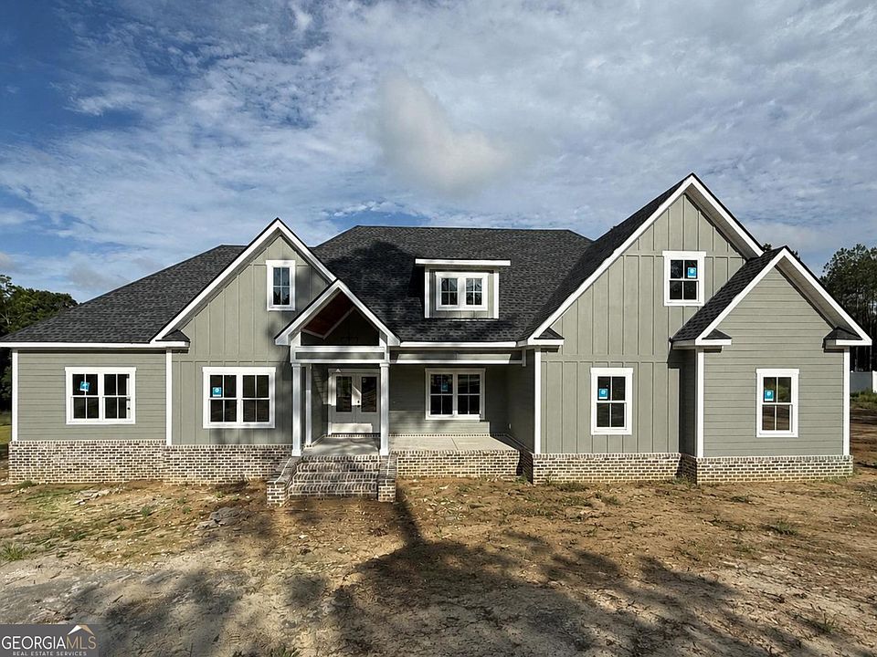 1st image of 118 Hinterland Trl
