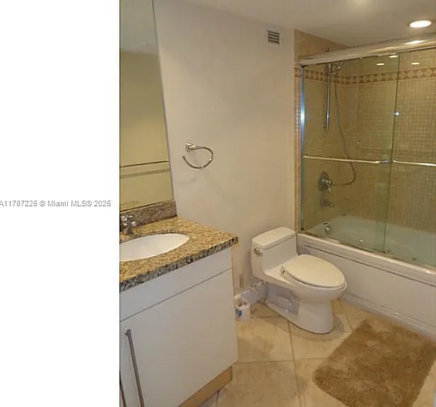 2301 Collins Ave #1221 — Photo 21