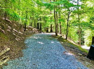 225 31st St #2, Ellijay, GA 30540