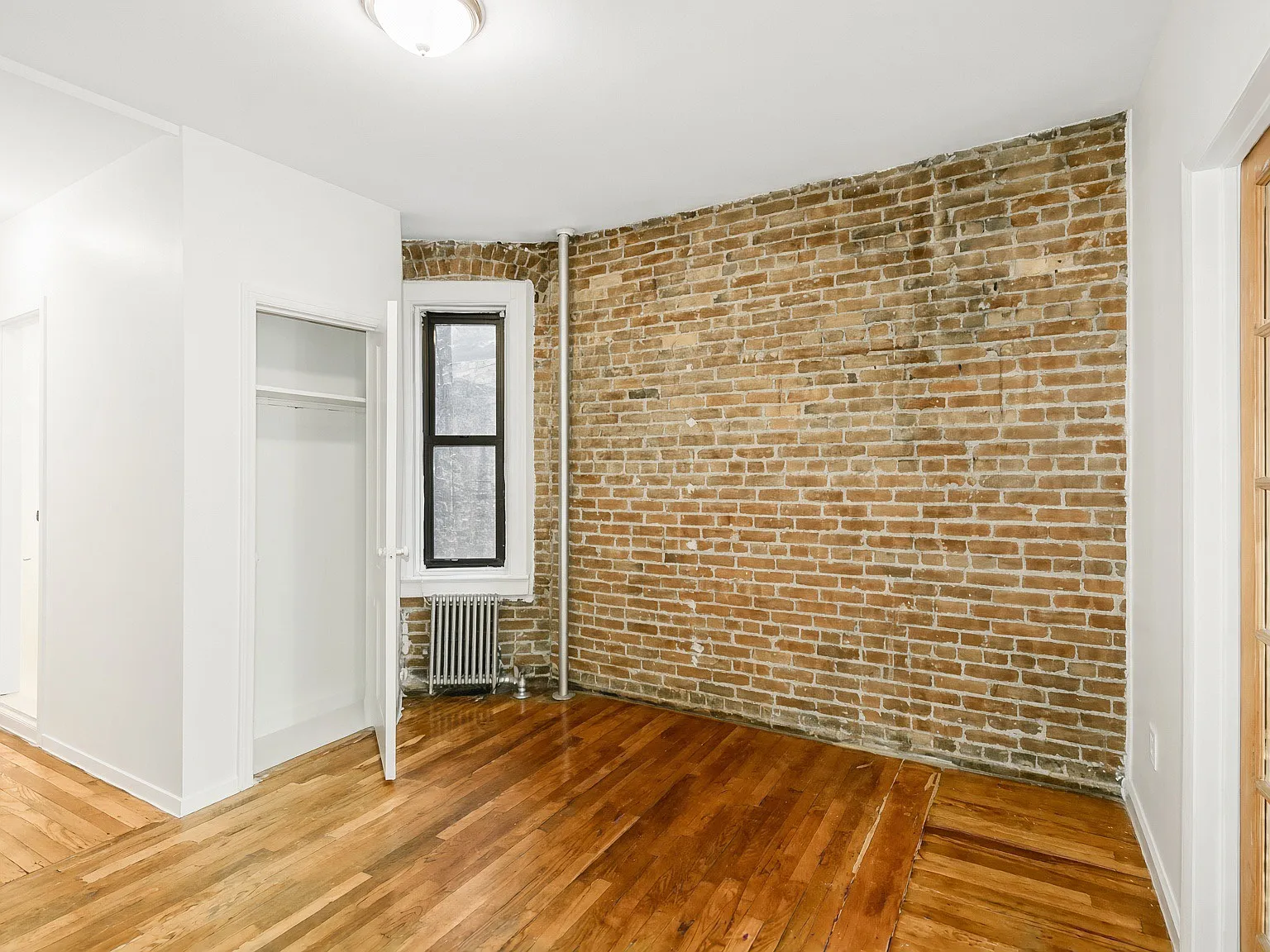 405 West 49th Street — Photo 3