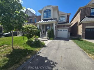 451 Ramsey Pl, Milton, ON L9E 1J6