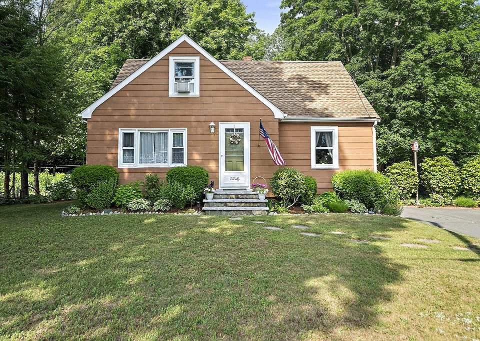 1st image of 114 Pine St