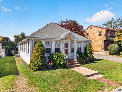 3 Brookside Avenue, Old Lyme, CT, 06371