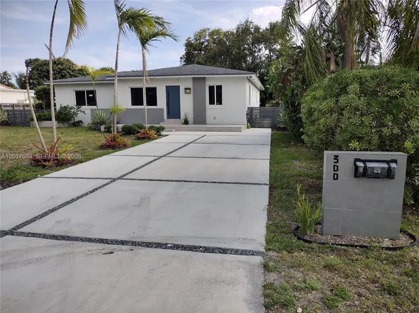 300 S Biscayne River Dr, Miami, FL 33169
