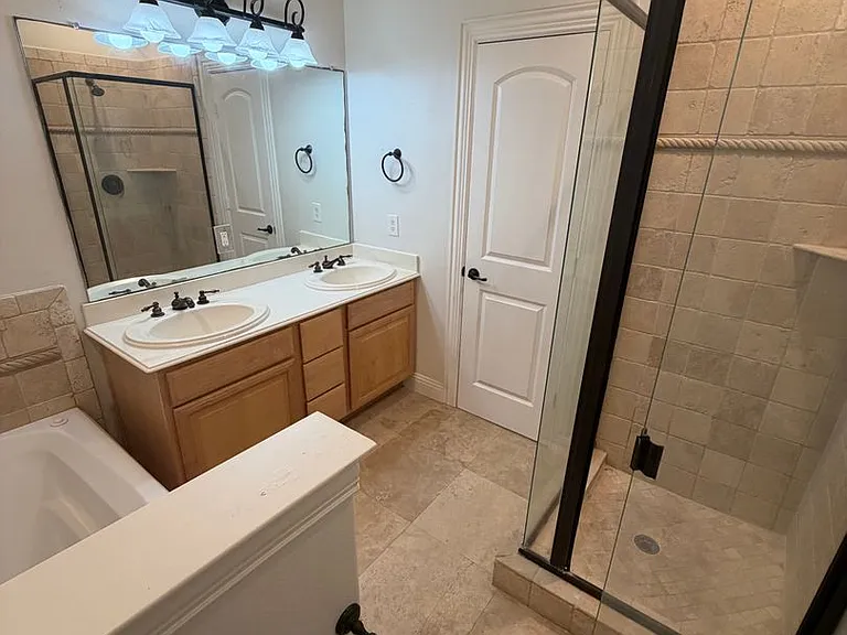 2320 Stutz Dr — Photo 22