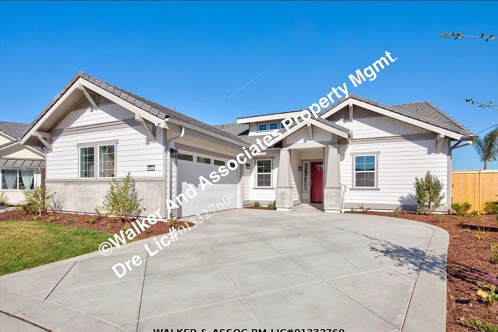 Building Photo - 5812 Lady Bells Dr