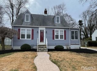 27 Sadie St, Hamilton, NJ 08619
