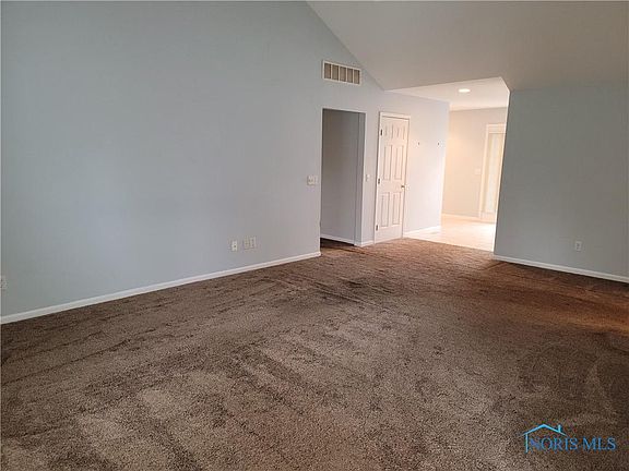 5th image of 4515 Blackstone Dr