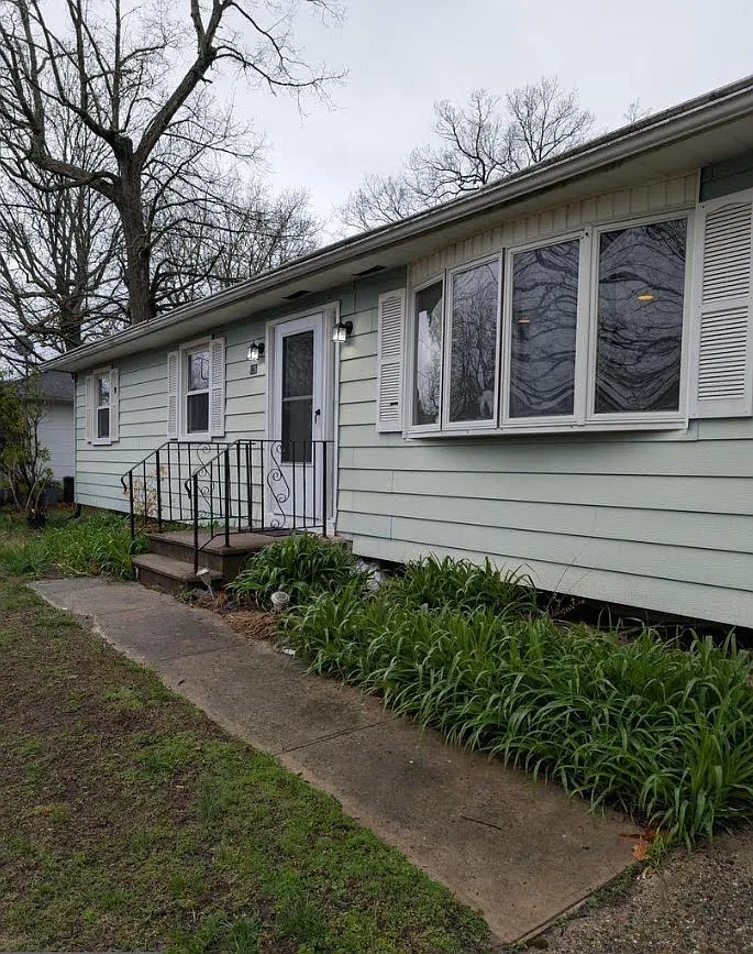 Building Photo - 126 Juniper Ave