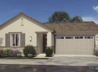 1543 Bloom Ln, Clovis, CA 93619
