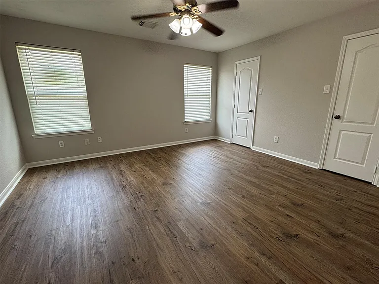 15807 Kings Cypress Ln — Photo 14