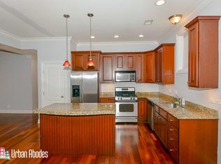 2450 W Foster Ave APT GARDEN, Chicago, IL 60625