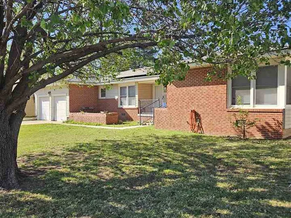 3407 NW Kinyon Ave, Lawton, OK 73505