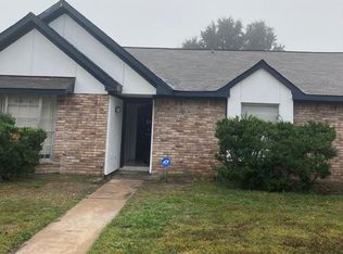 4027 Lemon Tree Ln, Houston, TX 77088