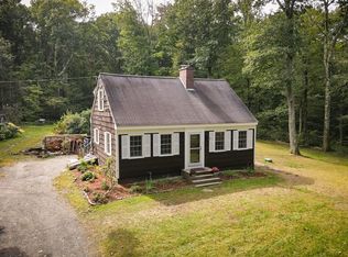 301 Main Rd, Montgomery, MA 01085