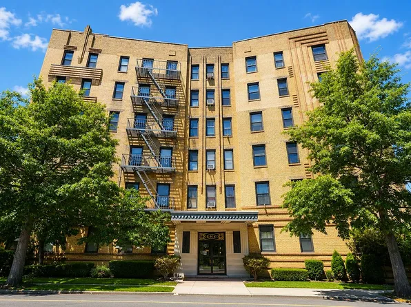 6702 Ridge Blvd APT 4H, Brooklyn, NY 11220
